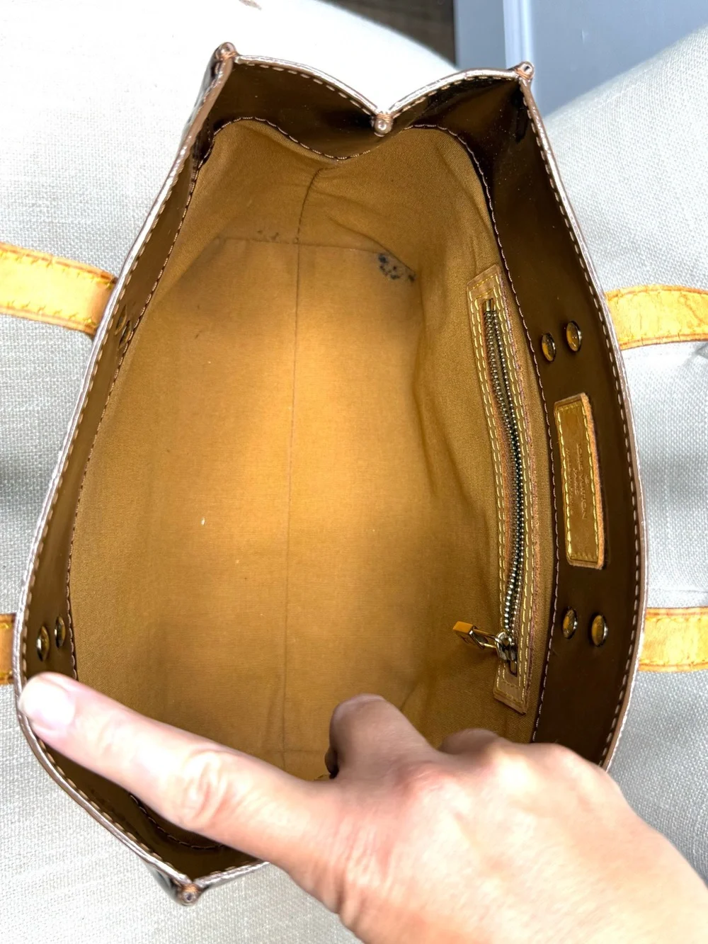 Authentic Louis Vuitton Vernis Reade PM bronze small tote bag brown gold LV